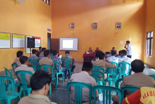 SOSIALISASI BAHAYA NARKOBA DESA MUNCAR GEMAWANG SOSIALISASI BAHAYA NARKOBA DESA MUNCAR GEMAWANG
