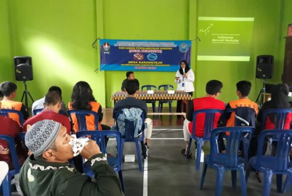 SOSIALISASI BAHAYA NARKOBA DALAM RANGKA PEMBINAAN MASYARAKAT DEA KARANGTEJO