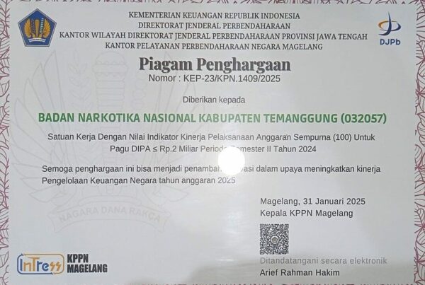 PIAGAM PENGHARGAAN BNNK TEMANGGUNG PIAGAM PENGHARGAAN BNNK TEMANGGUNG